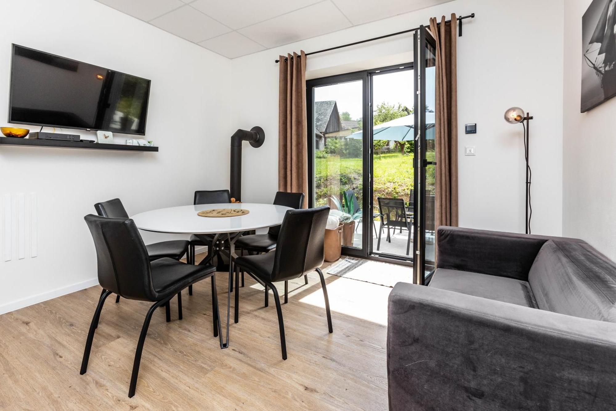 Sunny Apartment With Free Parking Zvolen Exteriér fotografie